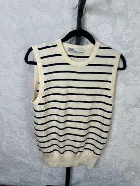 Zara Cream and Navy Striped Sleeveless Knit Top